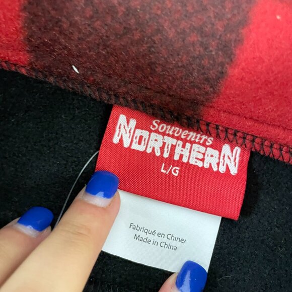 Northern Souvenirs Unisex Red Black Checkered Zip Up Canada Fleece Jacket Size L - Picture 3 of 13
